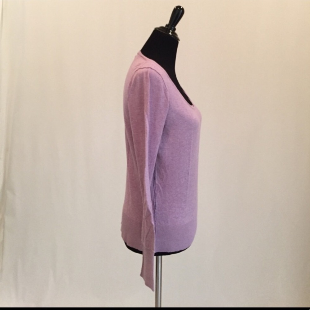 American Eagle Outfiters Lilac Sweater - Picture 5 of 8